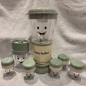 Baby Bullet Baby Food Maker Blender Set in Green